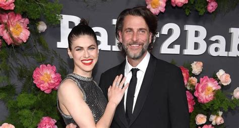 alexandra daddario kinder|Alexandra Daddario Pregnant, Expecting First Child。